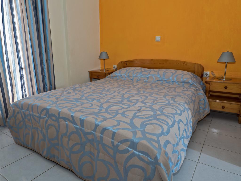 Sea Breeze Apartments Lixouri Exterior foto